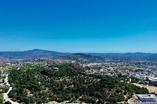 3135 E Valley Pkwy, Escondido, CA 92027 - Photo 12