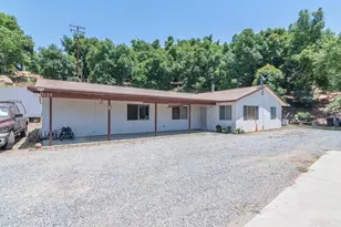 3135 E Valley Pkwy, Escondido, CA 92027 - Photo 2