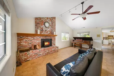 15519 Villa Sierra, Valley Center, CA 92082 - Photo 18