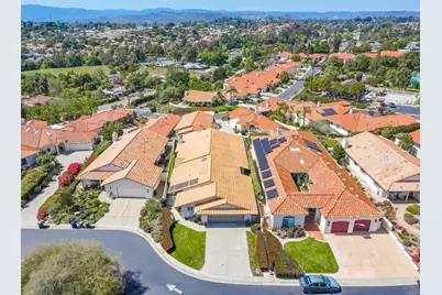 1057 Ridge Heights, Fallbrook, CA 92028 - Photo 2