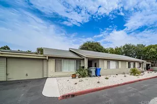 1037-43 Meadow Lake Dr, Vista, CA 92084 - Photo 10