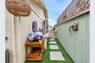 1824 Eastwood Ln, Encinitas, CA 92024 - Photo 18