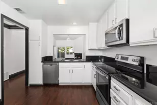 8799 Gilman Dr, La Jolla, CA 92037 - Photo 10