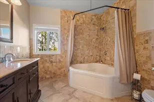 14015 Calle De Vista, Valley Center, CA 92082 - Photo 32