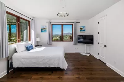 18102 Via Ascenso, Rancho Santa Fe, CA 92067 - Photo 36