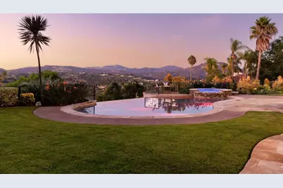 18102 Via Ascenso, Rancho Santa Fe, CA 92067 - Photo 2