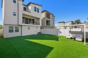 8177 Rose Quartz Cir, San Diego, CA 92126 - Photo 2