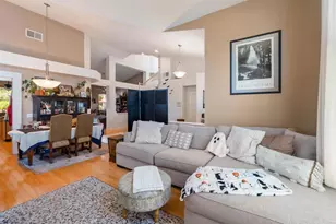 633 Cantara Ln, Vista, CA 92081 - Photo 8