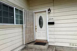 209 Civic Center Dr, Vista, CA 92084 - Photo 26