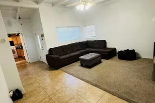 209 Civic Center Dr, Vista, CA 92084 - Photo 10