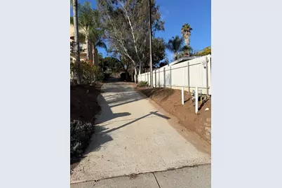 211 Civic Center Drive, Vista, CA 92084 - Photo 40