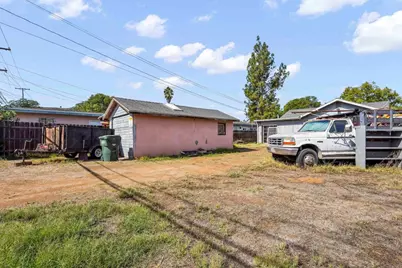 127 W 5th Avenue, Escondido, CA 92025 - Photo 18