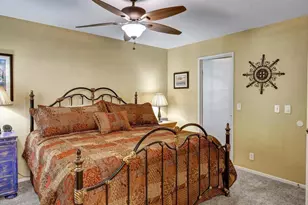 1091 Shadowridge Dr, Vista, CA 92081 - Photo 14