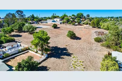502 E Elder Street, Fallbrook, CA 92028 - Photo 32