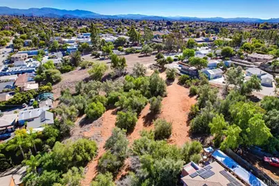 502 E Elder Street, Fallbrook, CA 92028 - Photo 26