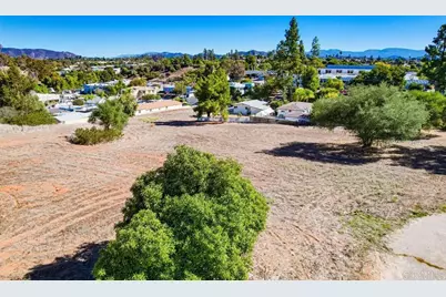 502 E Elder Street, Fallbrook, CA 92028 - Photo 4