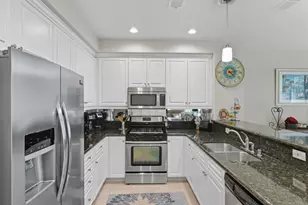 6901 Tourmaline Pl, Carlsbad, CA 92009 - Photo 20