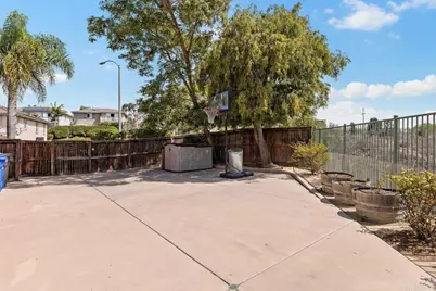 2119 Sand Crest Way, San Marcos, CA 92078 - Photo 32