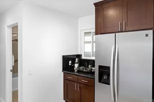 19065 Envoy Ave, Corona, CA 92881 - Photo 10