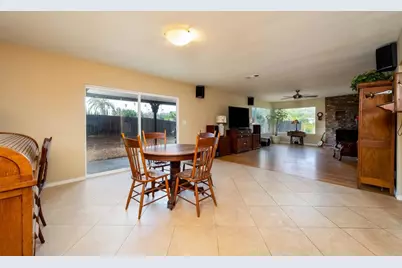 213 Beaumont Drive, Vista, CA 92084 - Photo 8
