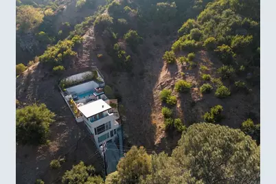 2411 San Marco Drive, Los Angeles, CA 90068 - Photo 2