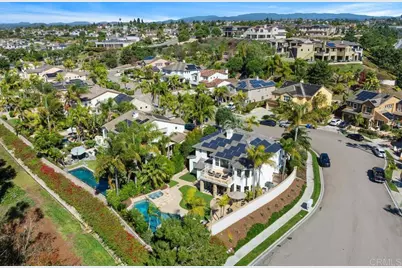 6777 Lonicera, Carlsbad, CA 92011 - Photo 58