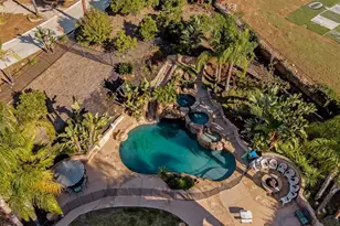 2270 Summit Dr, Escondido, CA 92025 - Photo 62