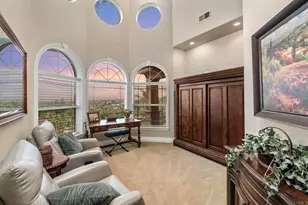 2270 Summit Dr, Escondido, CA 92025 - Photo 32