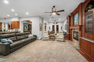 2270 Summit Dr, Escondido, CA 92025 - Photo 20