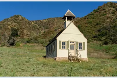 25933 Sand Canyon Road, Santa Clarita, CA 91387 - Photo 16