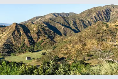 25933 Sand Canyon Road, Santa Clarita, CA 91387 - Photo 4