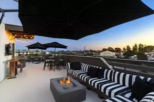 2517 State St, Carlsbad, CA 92008 - Photo 1