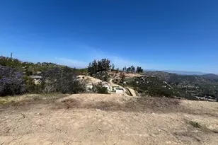 2579 Woodland Heights Glen, Escondido, CA 92026 - Photo 10