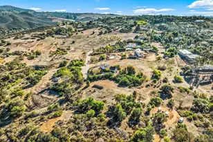 1596 Aldorado Dr, Vista, CA 92084 - Photo 34