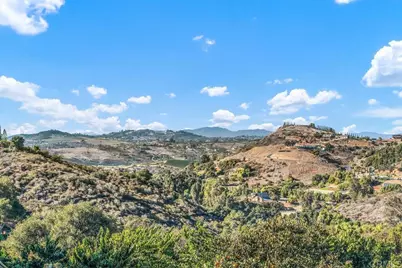 1596 Aldorado Drive, Vista, CA 92084 - Photo 34