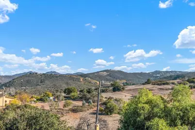 1589 Aldorado Drive, Vista, CA 92084 - Photo 6