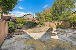 2992 Lexington Cir, Carlsbad, CA 92010 - Photo 32