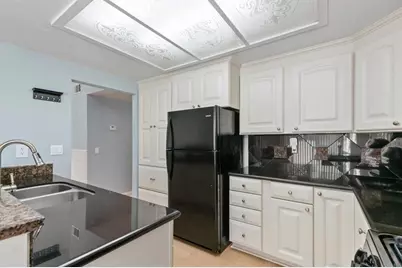 383 N Melrose Drive #F, Vista, CA 92083 - Photo 16