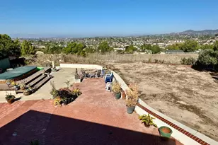 880 Crestview Rd, Vista, CA 92081 - Photo 42
