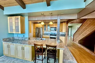 880 Crestview Rd, Vista, CA 92081 - Photo 8