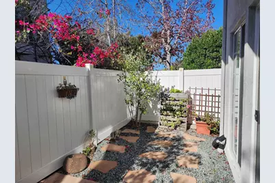 8597 Via Mallorca #F, La Jolla, CA 92037 - Photo 28