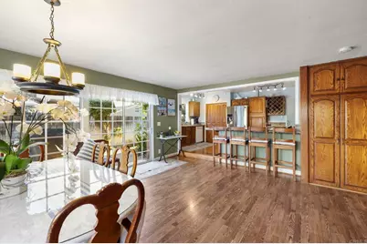 2748 Mansfield Drive, Burbank, CA 91504 - Photo 16