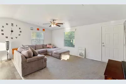 33615 Orange Street, Wildomar, CA 92595 - Photo 8