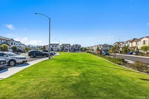 10349 River Bluff Dr, Santee, CA 92071 - Photo 32