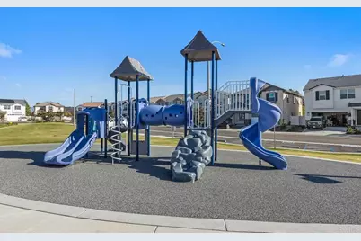 10349 River Bluff Drive, Santee, CA 92071 - Photo 34