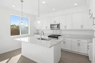 10349 River Bluff Dr, Santee, CA 92071 - Photo 12