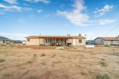 4740 Flying H Rd, 29 Palms MCB, CA 92277 - Photo 14