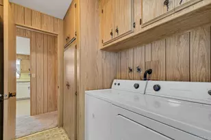 1506 Oak Dr, Vista, CA 92084 - Photo 20