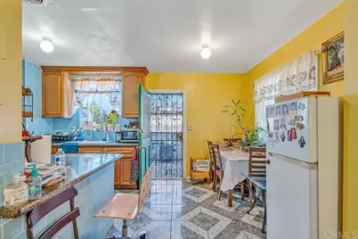 927 S Eucalyptus Ave, Inglewood, CA 90301 - Photo 6