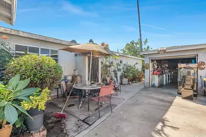 927 S Eucalyptus Ave, Inglewood, CA 90301 - Photo 24